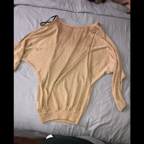 Beautiful gold off the shoulder top - Picture 3 of 6